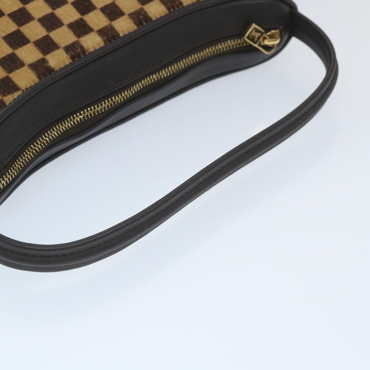 LO-LV bags 1894