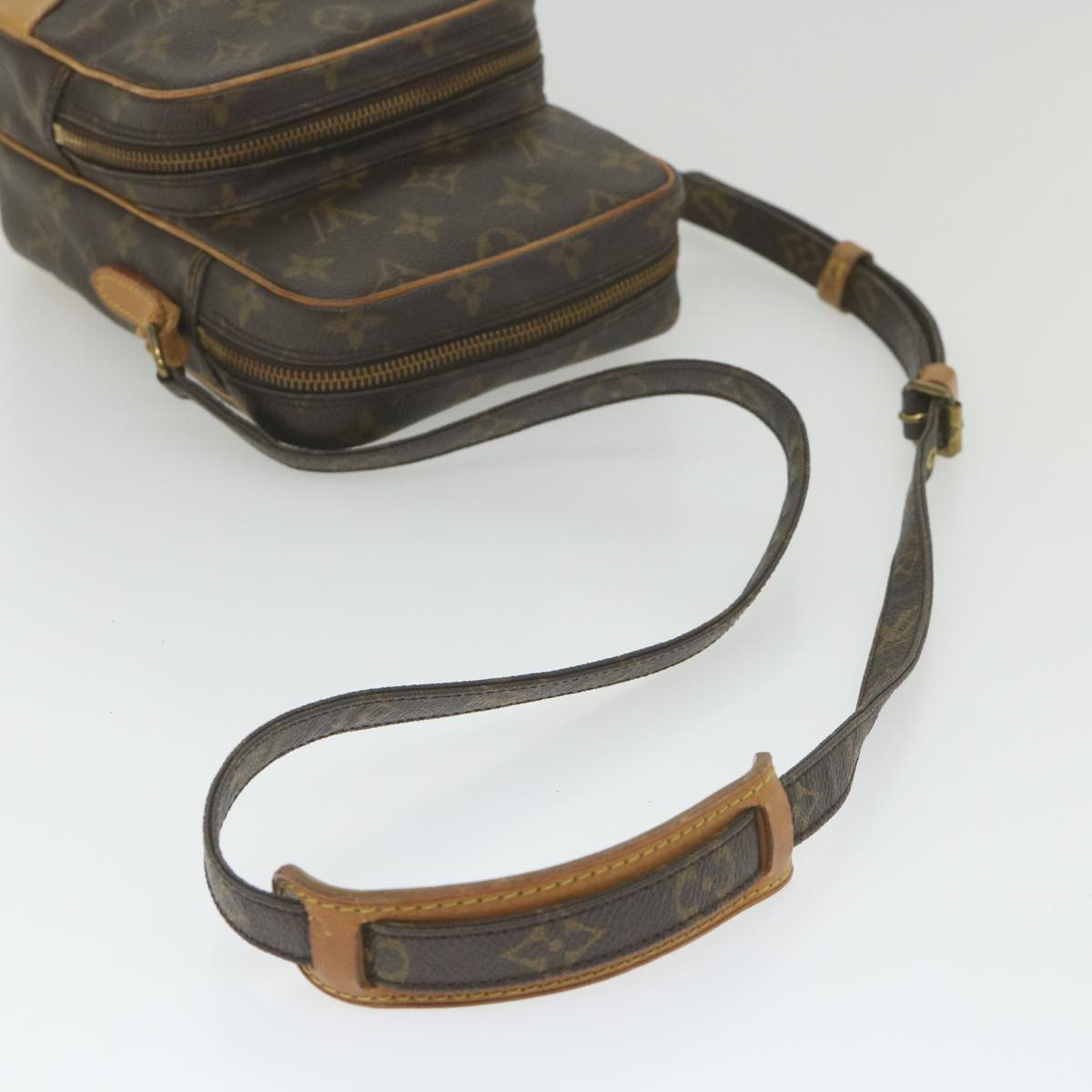 LO-LV bags 6579