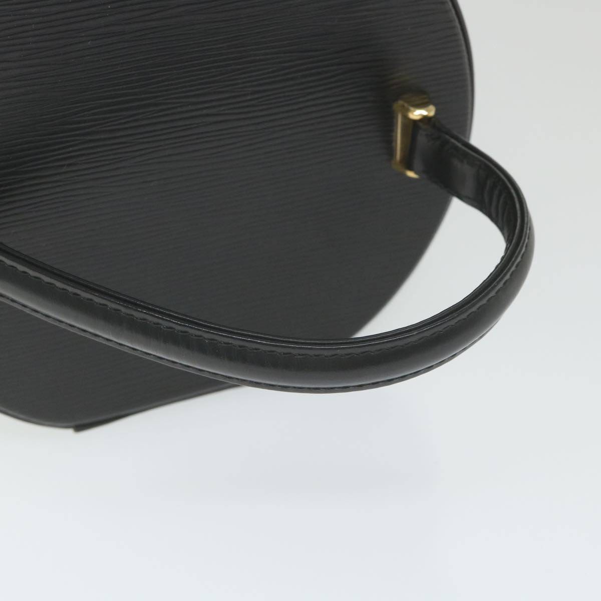 LO-LV bags 2437