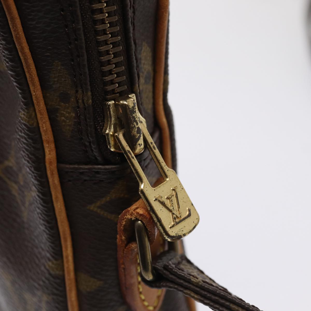LO-LV bags 6179