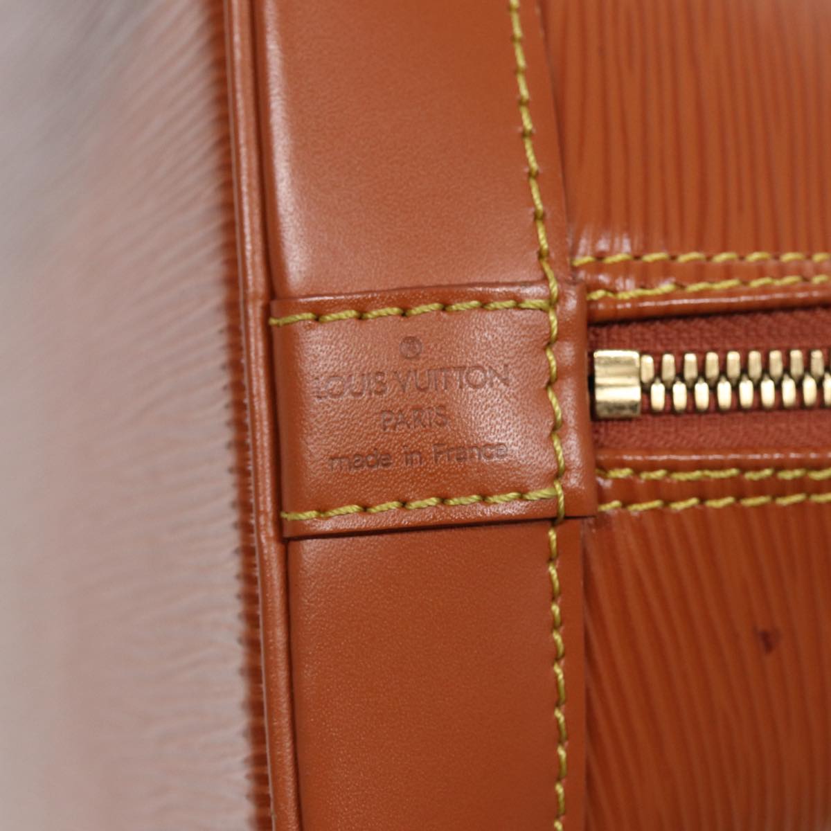 LO-LV bags 2370