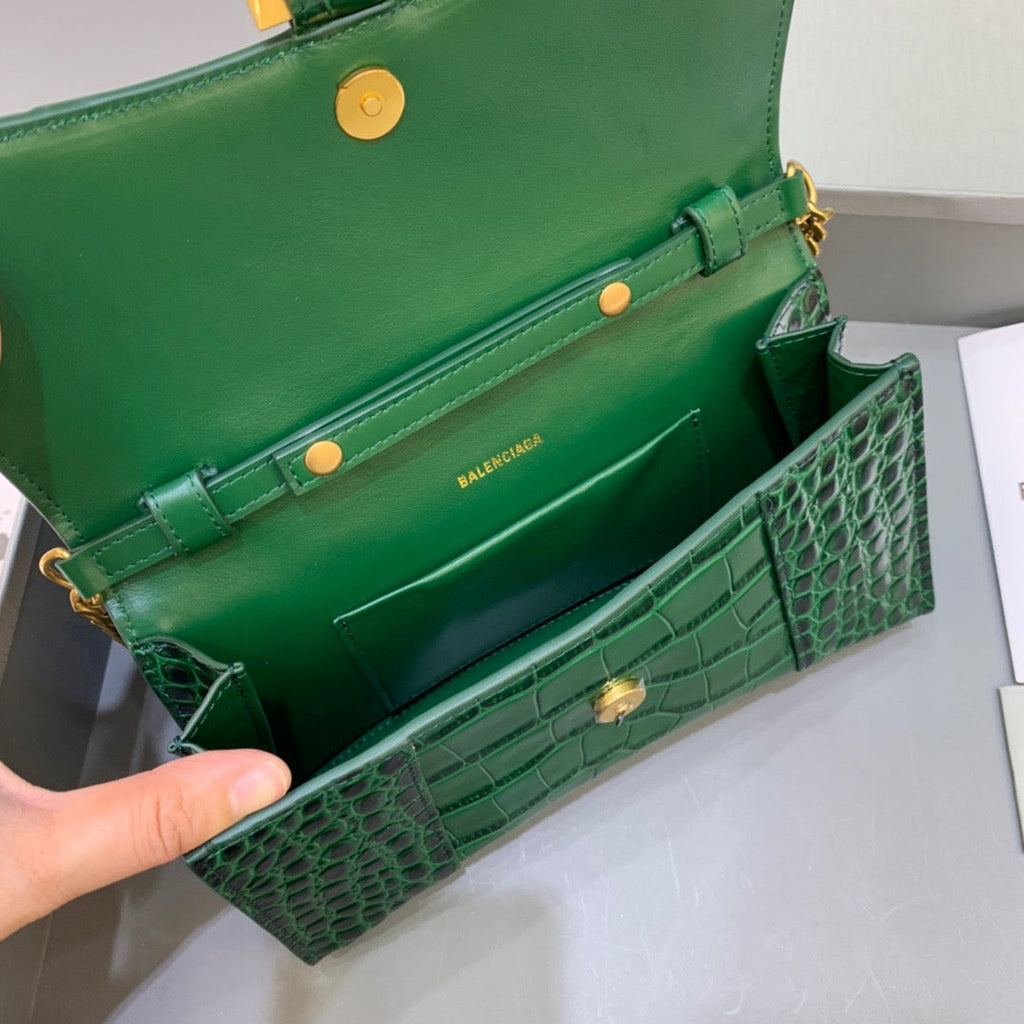 BLN-Ciaga Hourglass Wallet On Chain in Dark Green, For Women,  Bags 9in/23LO