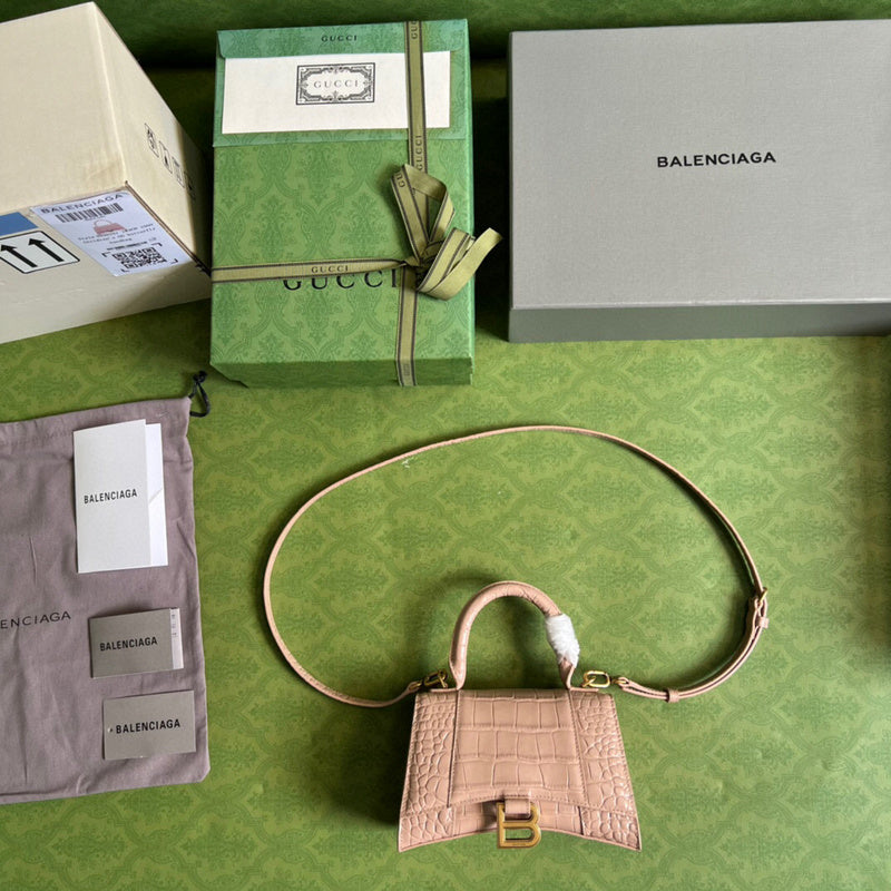 LO - GCC Bags - 4952