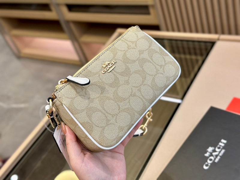 LO - CCH Bags - 108
