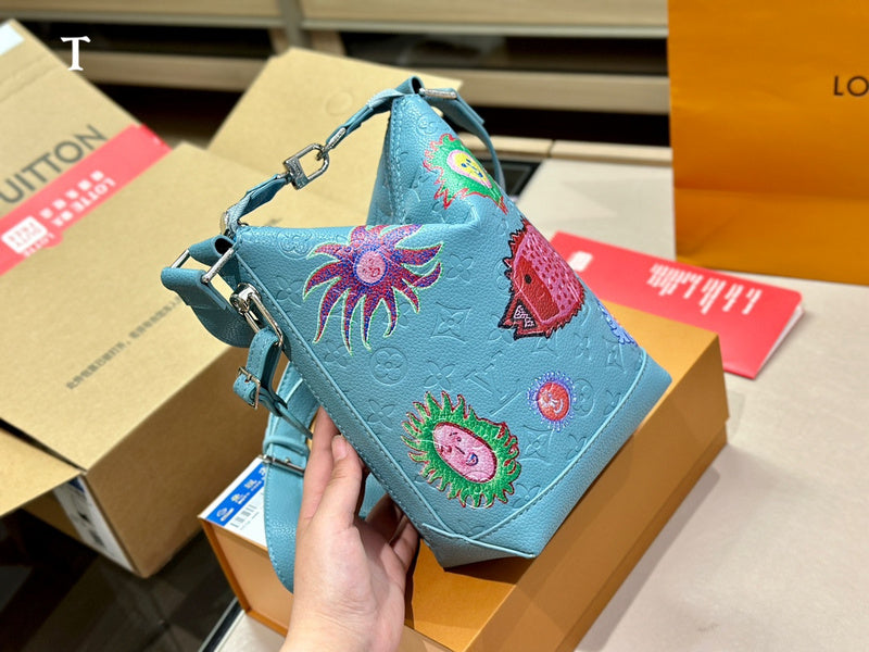 LO - LV Bags - 15096