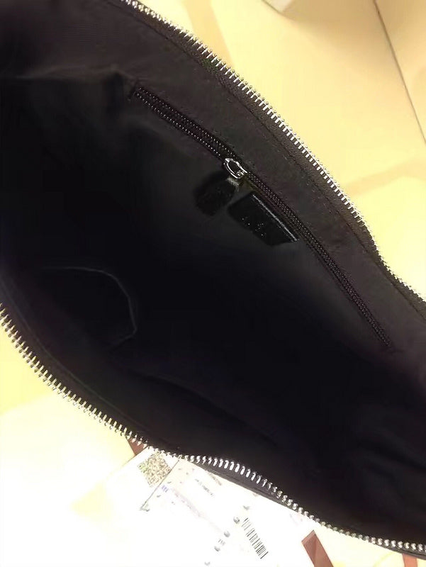 LO - GCC Bags - 2330