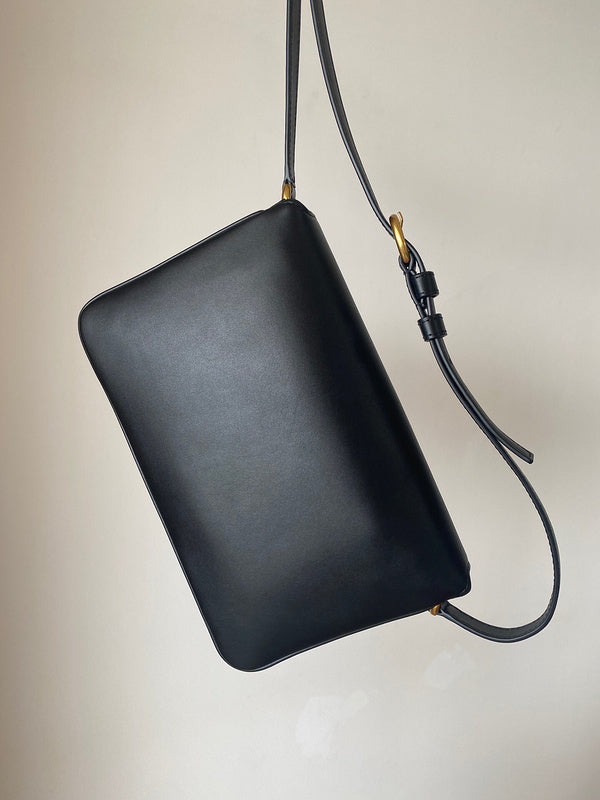 BB - YSL Bag - 3678