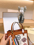 LO - CCH Bags - 015