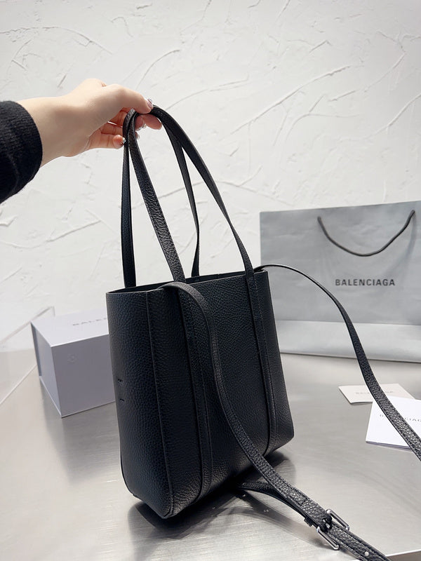 LO - BGA Bags - 1596