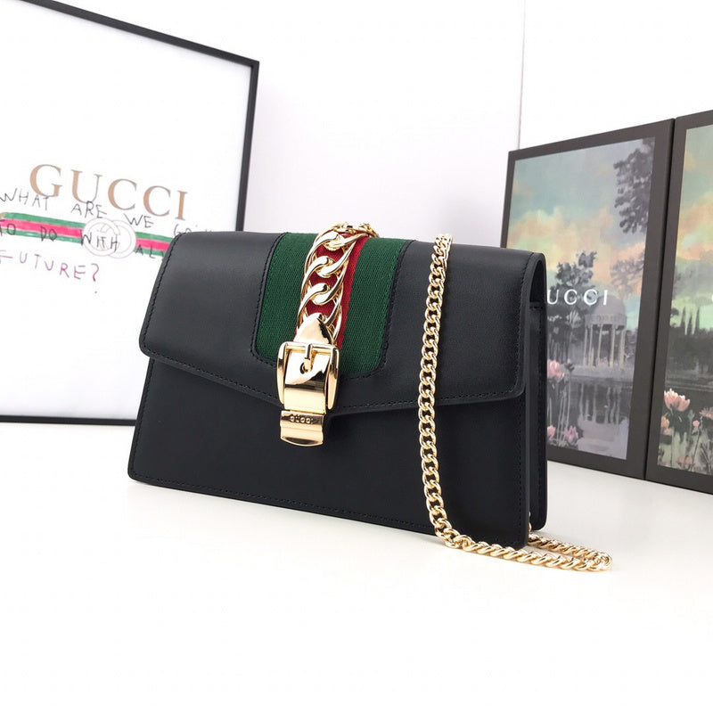 LO - GCC Bags - 2593