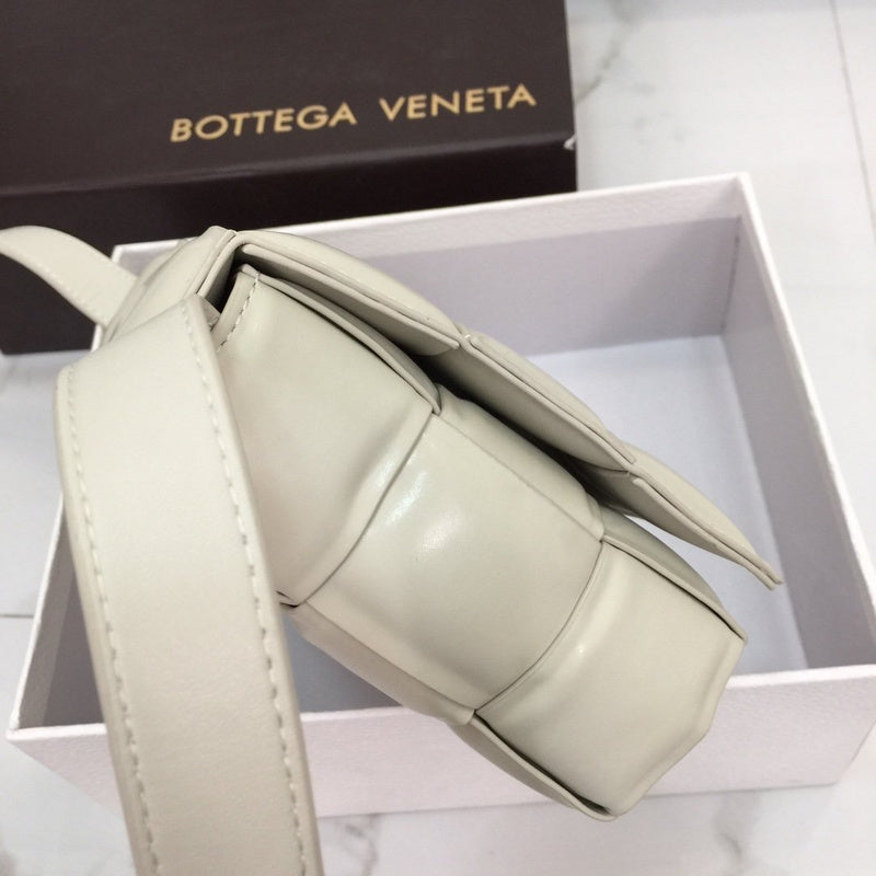 B-VENETA STYLISH HANBAGS FOR WOMEN - - 361
