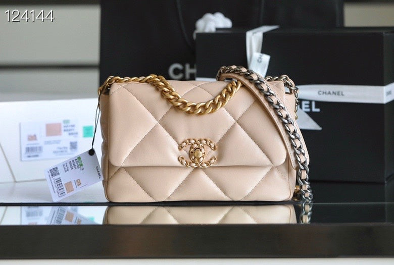 Lusso Official -  CHL BAGS  - 128