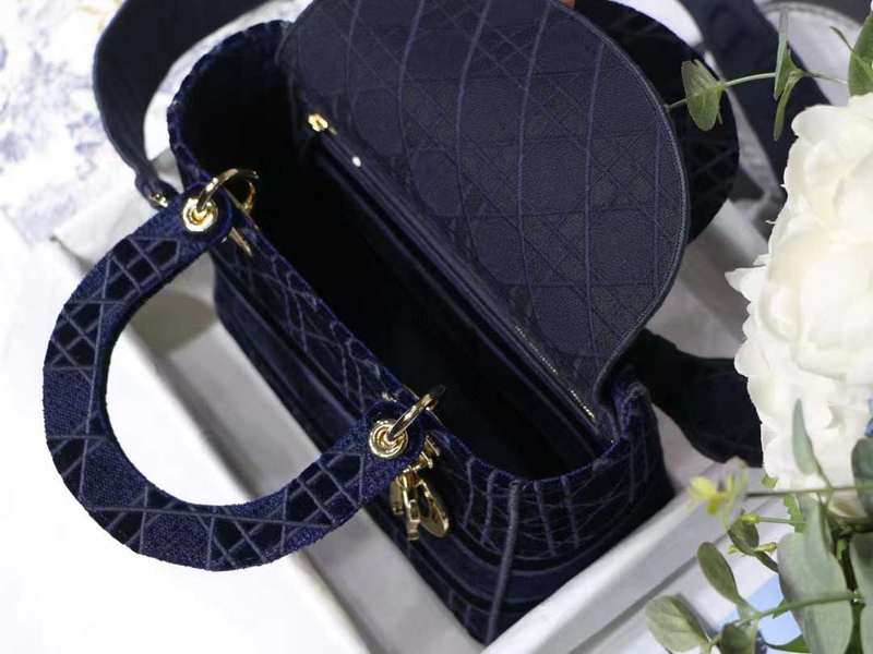 LO - DYOR   BAGS FOR WOMEN - FASHION LUXURY BAGS 490