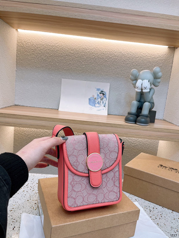 LO - CCH Bags - 237