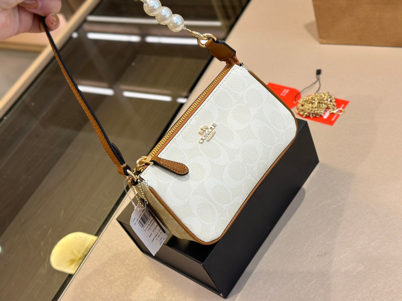 LO - CCH Bags - 109