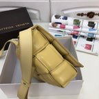 B-VENETA STYLISH HANBAGS FOR WOMEN - 364