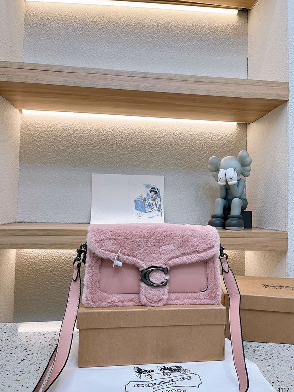 LO - CCH Bags - 367