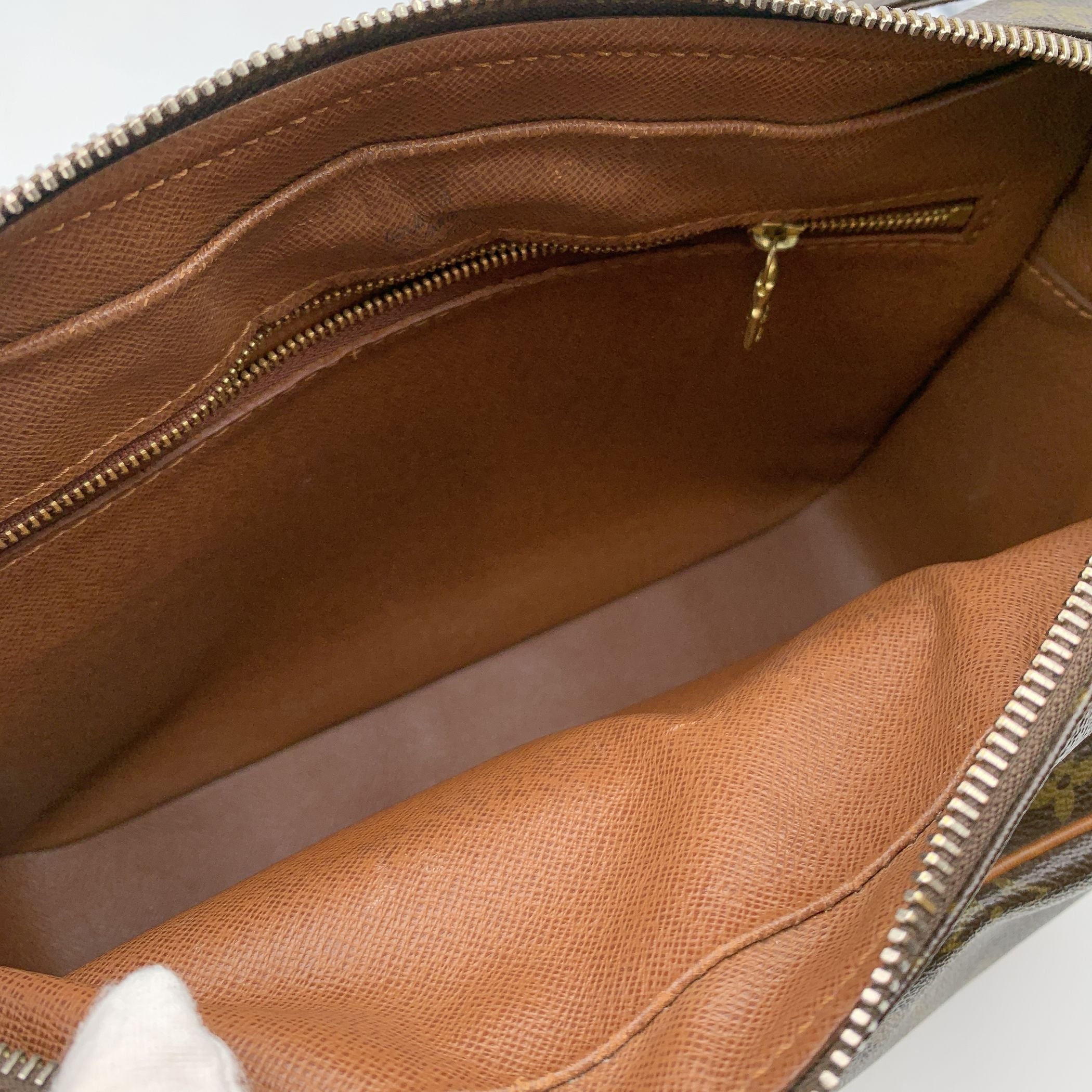 LO-LV bags 2842