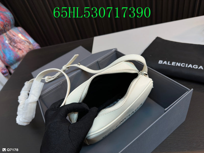 LO - BGA Bags - 1702