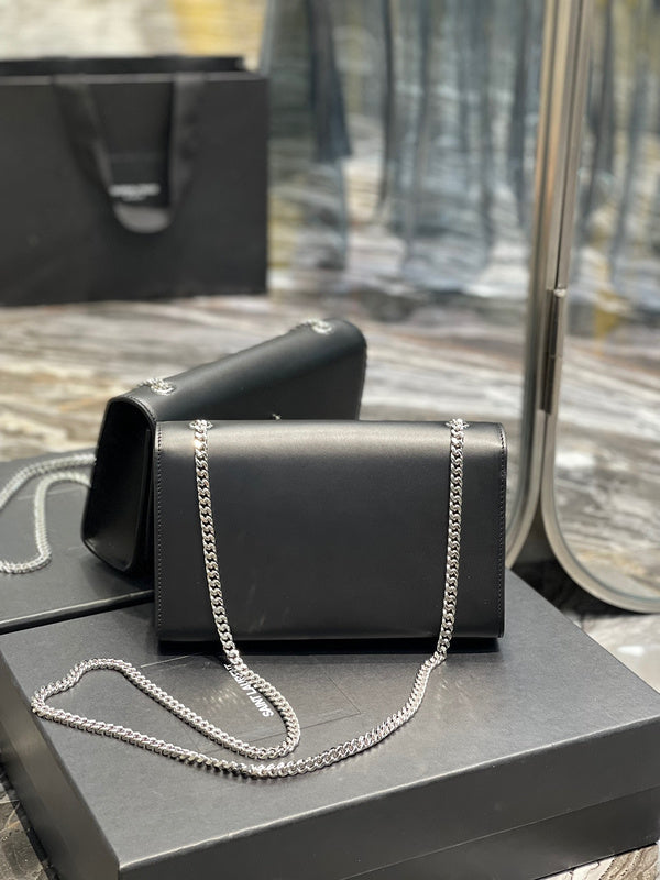 BB - YSL Bag - 1943