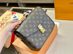 LO - LV Bags - 15032