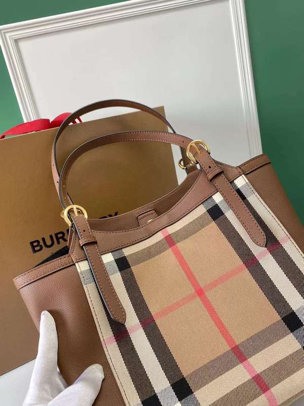 LO - B-BERRY BAGS - 242
