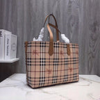 BB Reversible Tote Haymarket Canvas Medium For Women, Bags 19.3in/49LO