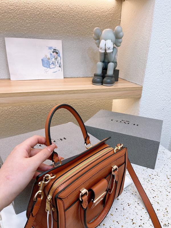 LO - CCH Bags - 398