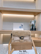 LO - CCH Bags - 367