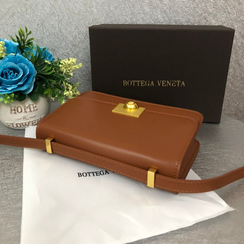 B-VENETA STYLISH HANBAGS FOR WOMEN - - 372