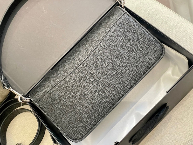 LO - CCH Bags - 322