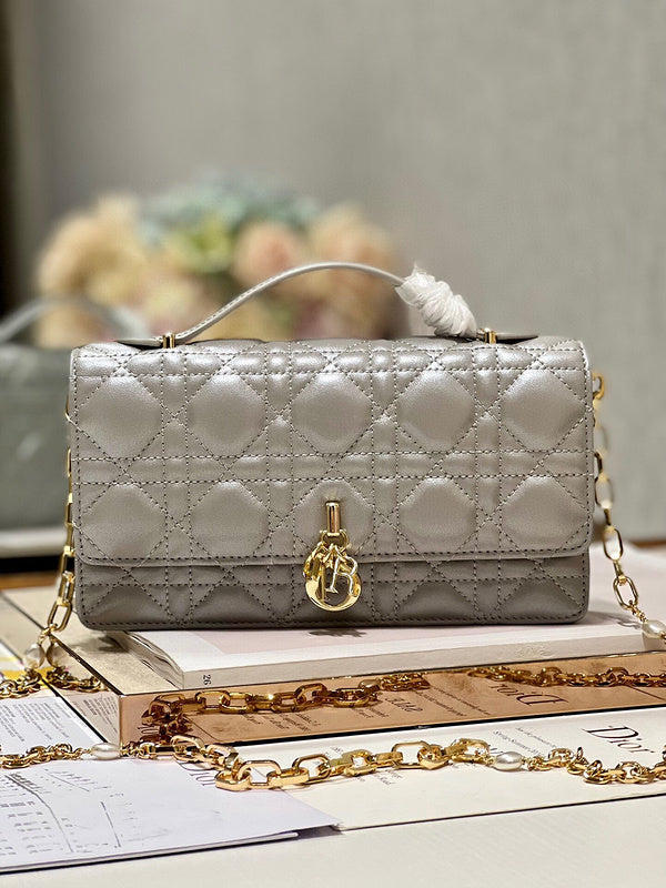 Lusso Official - DYOR BAGS - DESIGNER HANDBAGS  - 1410