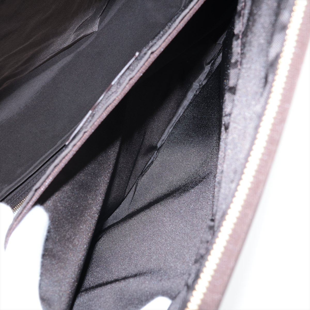LO-LV bags 1805