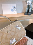 LO - CCH Bags - 255