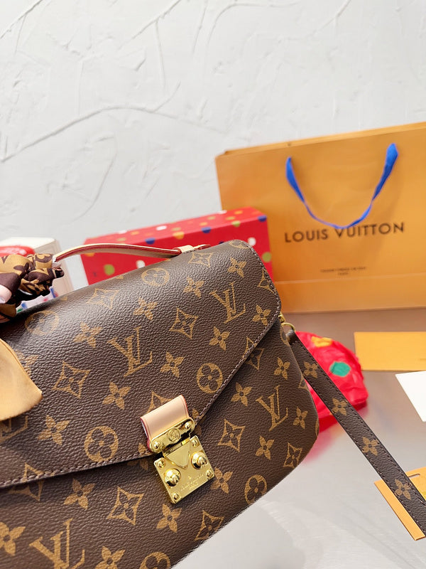 LO - LV Bags - 15059