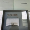 BLN-Ciaga Hourglass Wallet On Chain in Grey, For Women,  Bags 7.6in/19LO 6560502102G1501