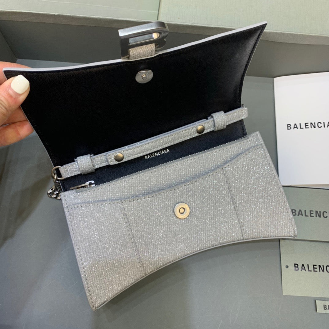 BLN-Ciaga Hourglass Wallet On Chain in Grey, For Women,  Bags 7.6in/19LO 6560502102G1501