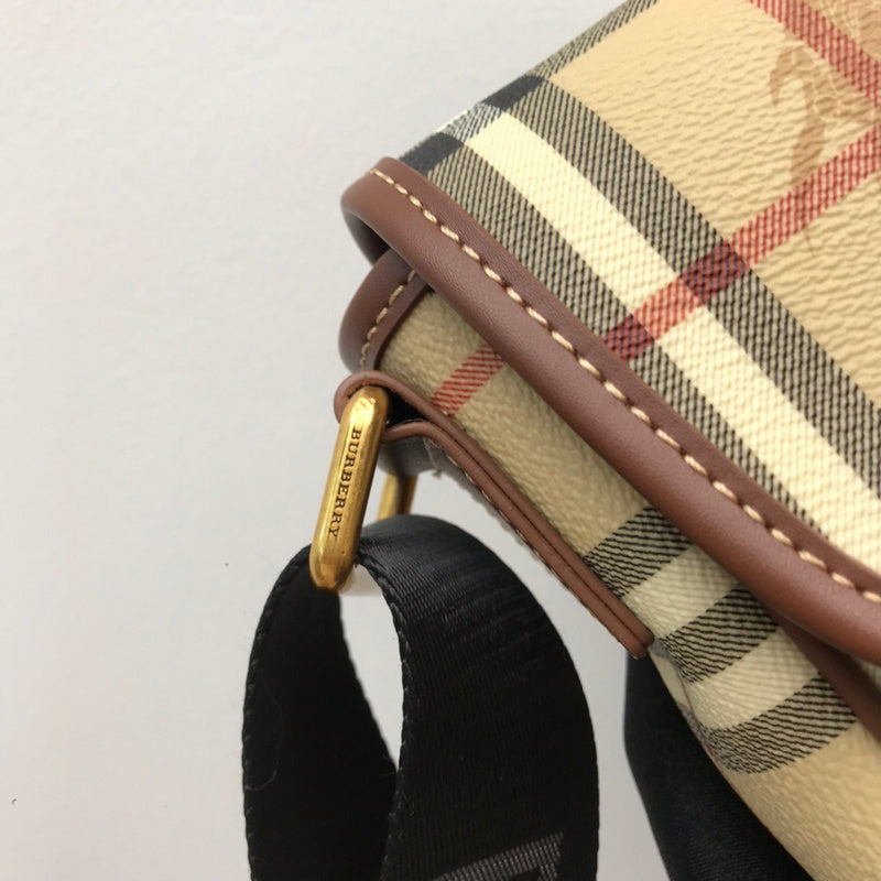 LO - B-BERRY BAGS - 580