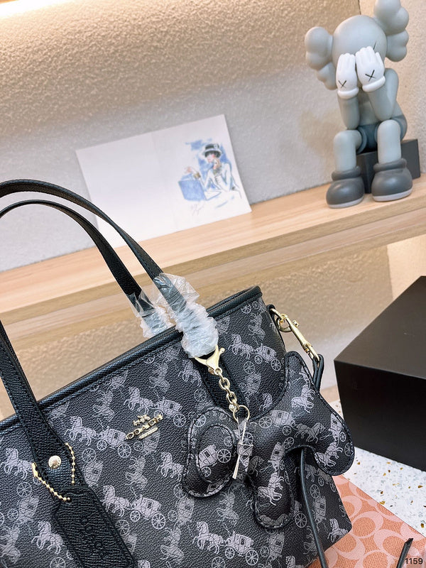 LO - CCH Bags - 225