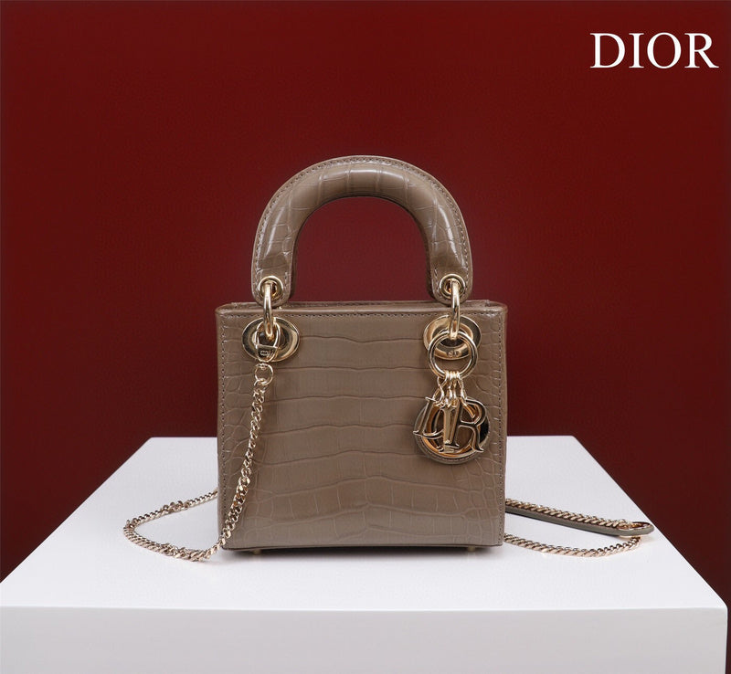 Lusso Official - DYOR BAGS - DESIGNER HANDBAGS  - 1770