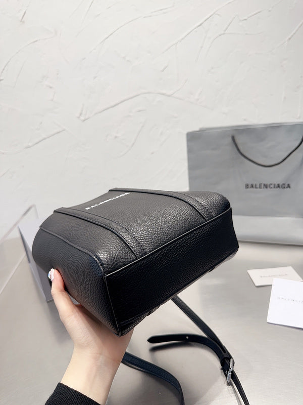 LO - BGA Bags - 1596