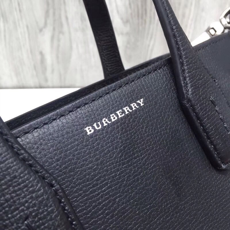 B-Berry - BB  The Small Banner Bag Black For Women, Bags 10.6in/26LO