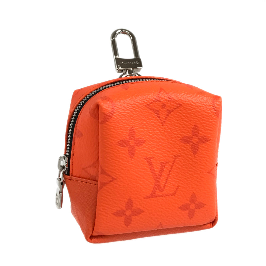 LO-LV bags 5758