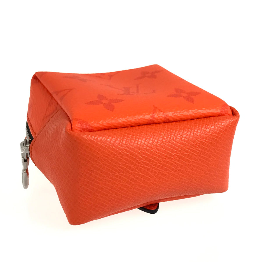 LO-LV bags 5758