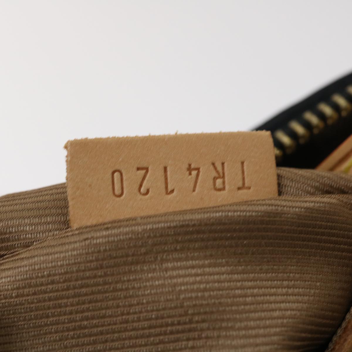 LO-LV bags 10354