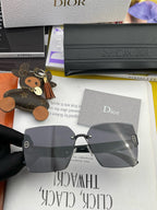 MONTAIGNE SQUARE SUNGLASS CD7159 IN ACETATE