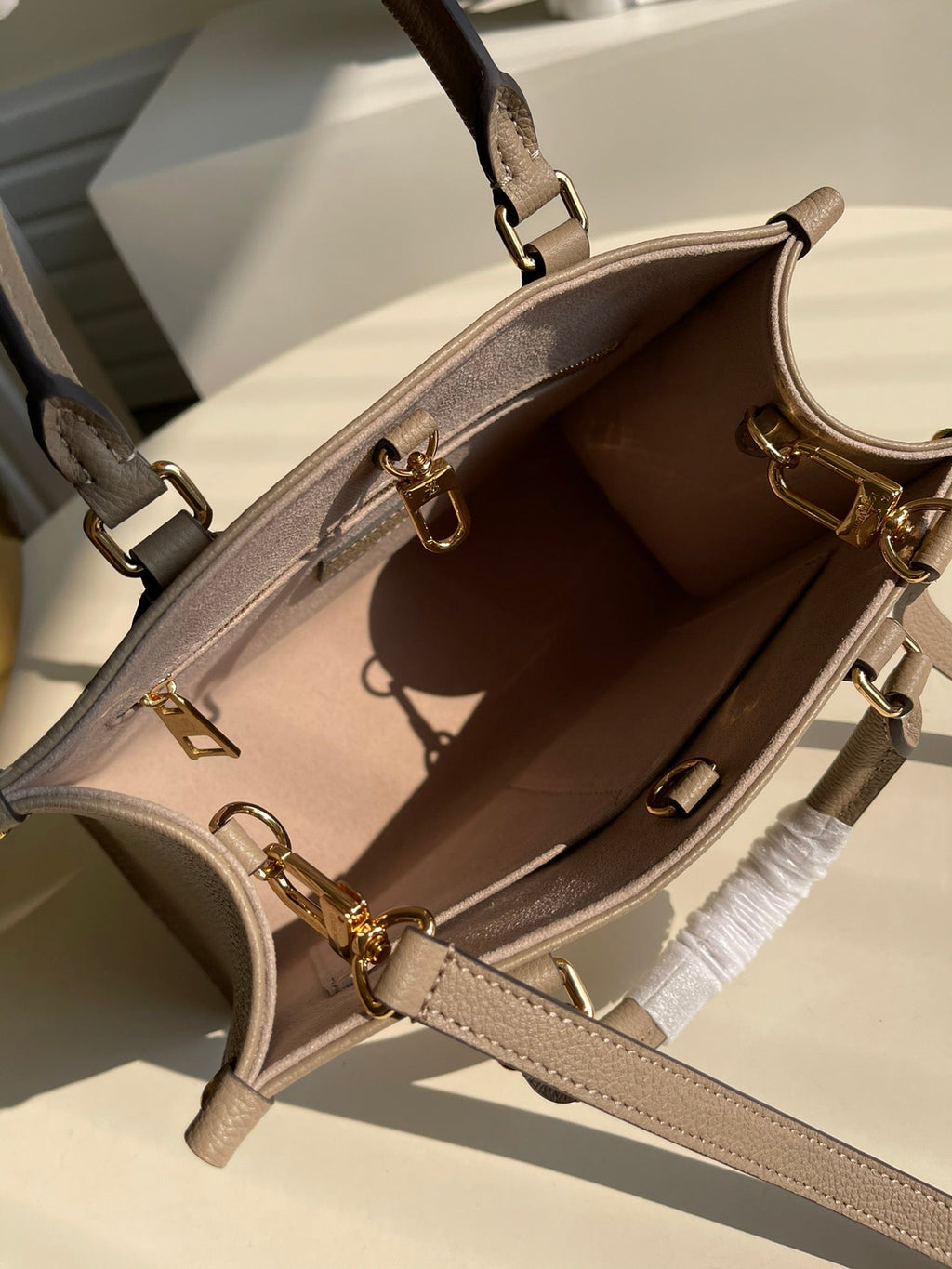LO-LV bags 36