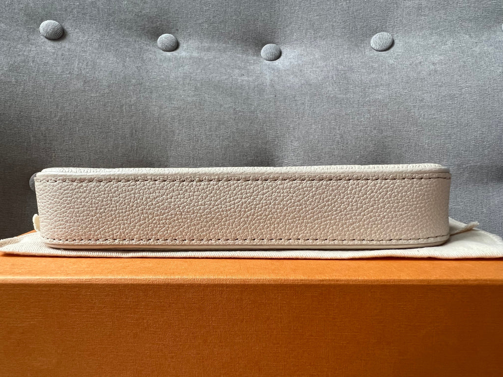 LO-LV bags 2191