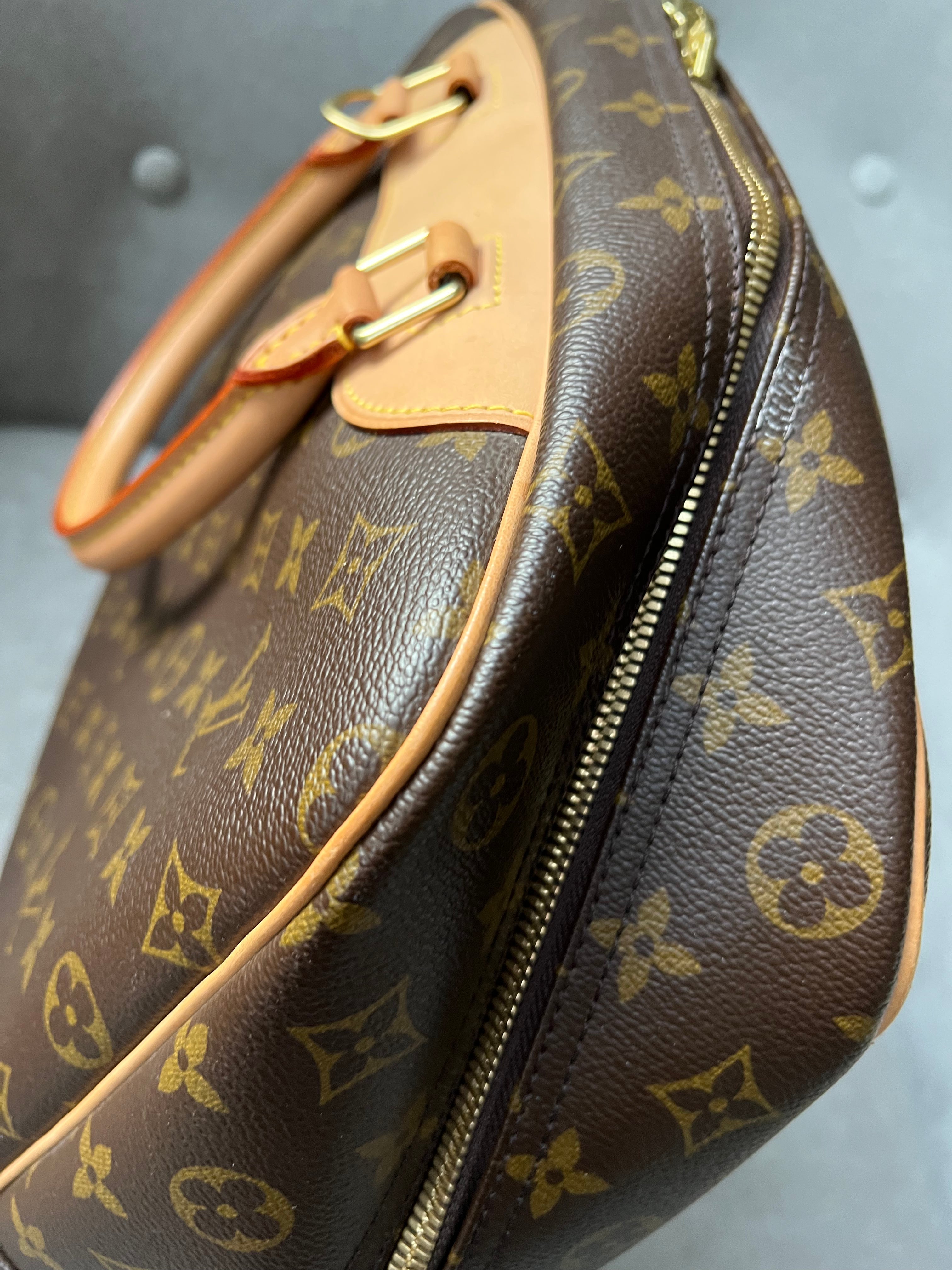 LO-LV bags 2093