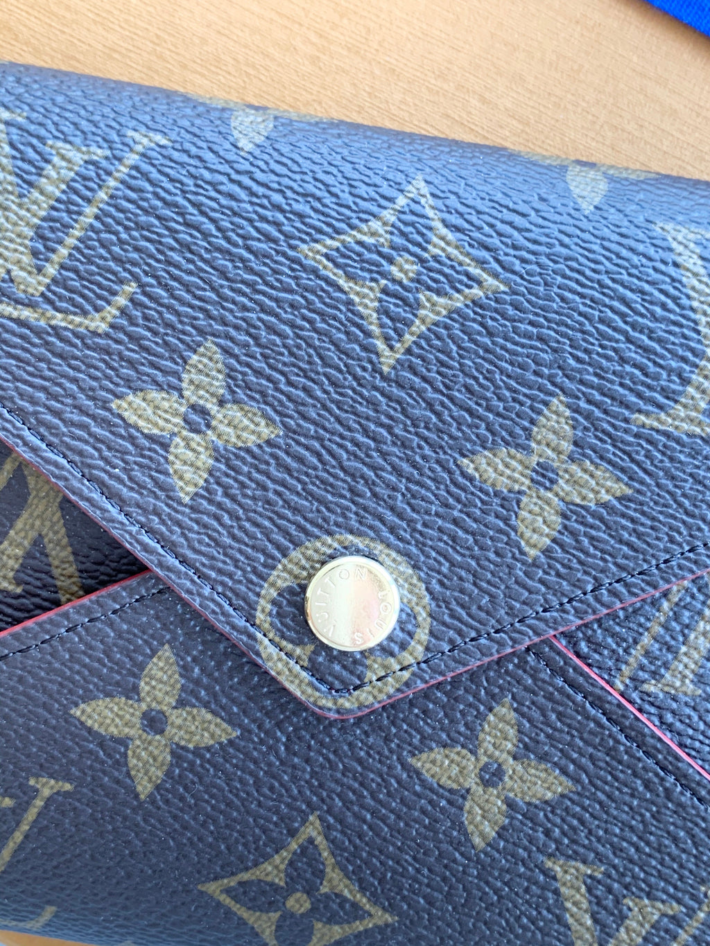 LO-LV bags 3481